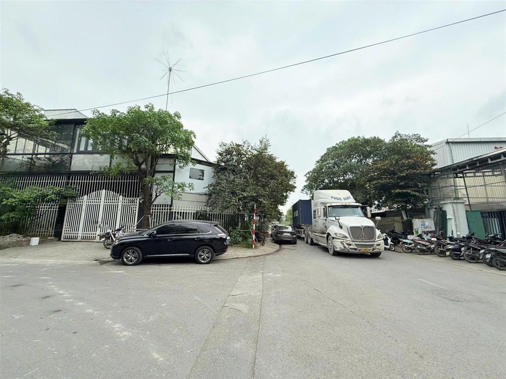 Cần bán 450m2 đất làng nghề kiêu kỵ gia lâm hà nội phù hợp với xây nhà ở, vp công ty, nhà xưởng