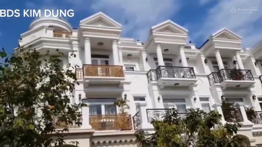 Bán nhà cityland ngay siêu thị emart phan văn trị. cách trường quốc tế việt úc 10m chỉ 22 tỷ