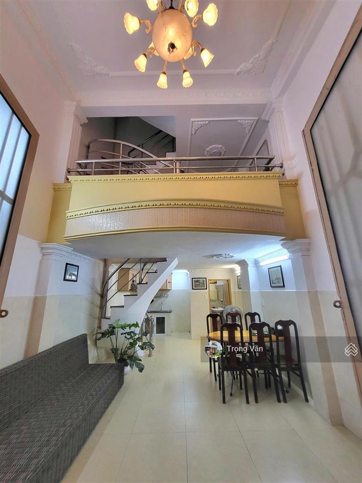 Chỉ 10,5 tỷ nhà 5 tầng mặt đường số 8,5m ngay tân vĩnh kế khu thể thao q4 đang xây