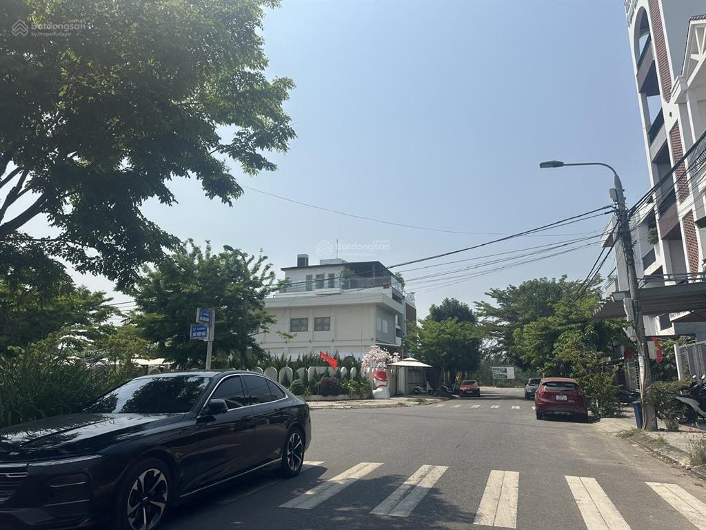 Bán đất góc 2 mặt tiền đường mạc đăng doanh và bùi thiện ngộ, hoà xuân đà nẵng. giá bán 15,5 tỷ