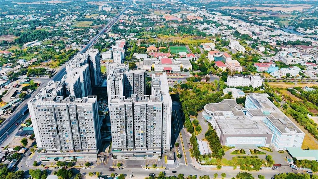 Hàng hiếm! bán căn 59m2 2pn 2wc view hướng quận 1 đón gió mát + tiện ích resort. ngay 0906 589 ***