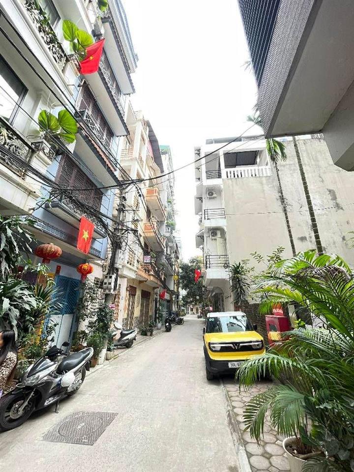 6.98 tỷ, phố nguyễn quý đức, thanh xuân, ô tô vào nhà, 10m ra ô tô tránh vỉa hè kinh doanh