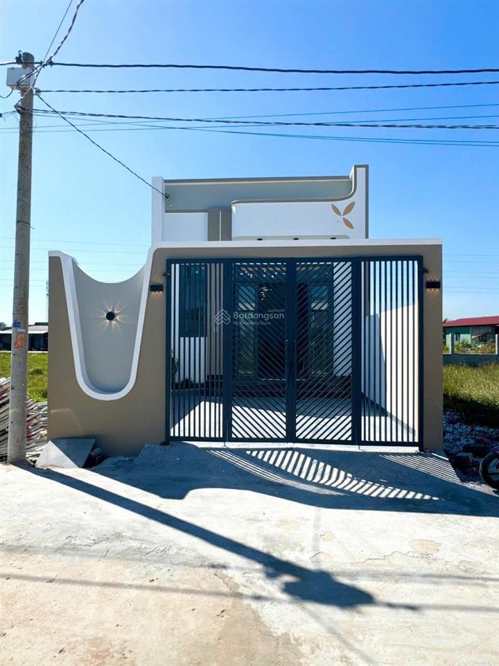 Làm gì còn căn nào đẹp như vầy ở tân triều mà giá chỉ cần trả trước 300 triệu thôi về ở ngay