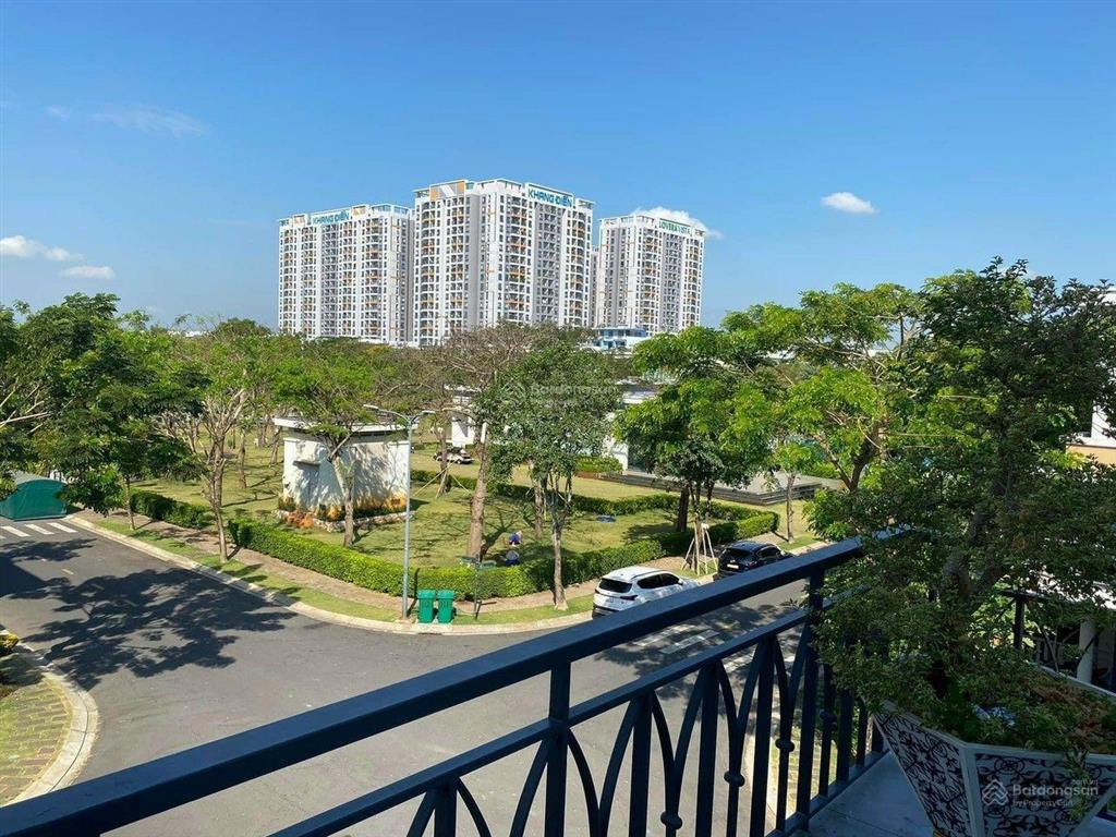 7,5 tỷ. nhà thô lovera park 75m2 3 tầng đông nam sổ. alo em tú xem nhà