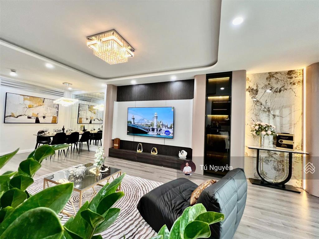 Chính chủ bán căn 2 phòng ngủ 59m² gold season số 47 nguyễn tuân. giá 6 tỷ