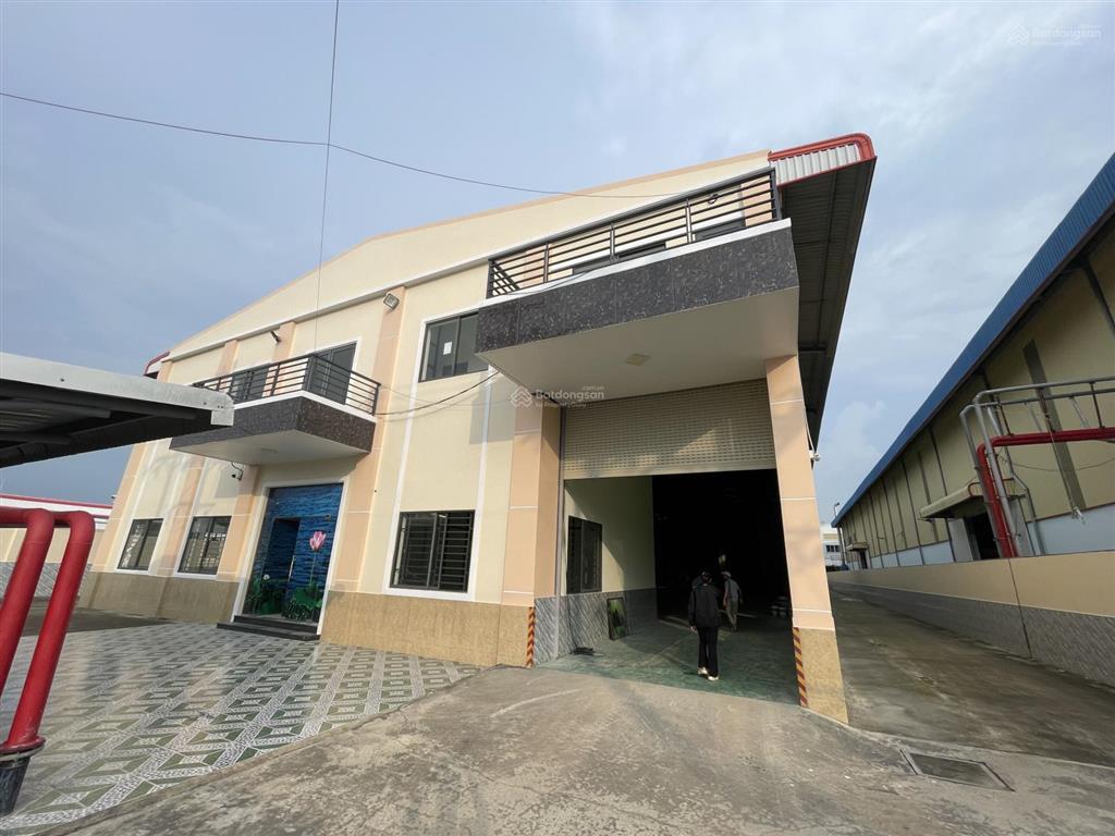 Chuyển nhượng kho xưởng 6300m² mặt tiền quốc lộ 50 full skc xã hưng long, bình chánh