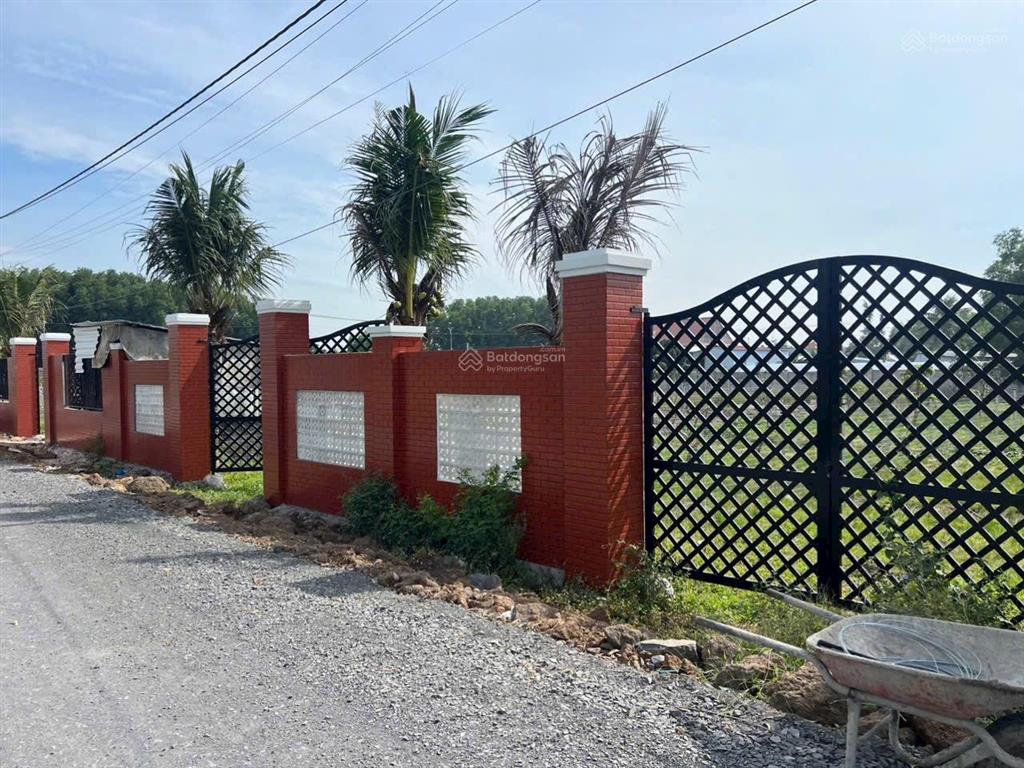 Đất đẹp thị trấn phước hải cách biển 5 phút, có sẵn thổ cư, giá chỉ 2,450tỷ 597m2 sát tỉnh lộ 44b