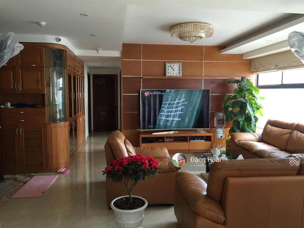 Vp4 bán đảo linh đàm 144,9m² 4pn, căn góc view hồ sổ đỏ