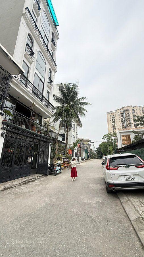 Chính chủ bán ccmini chdv ngọc thụy long biên nhà dòng tiền 7 tầng thang máy full nội thất