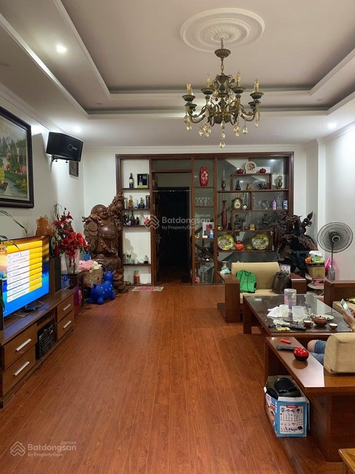 Bán nhà sát phố giang văn minh, cách mặt phố 15m, ô tô nhỏ đỗ cửa, chỉ 10 tỷ