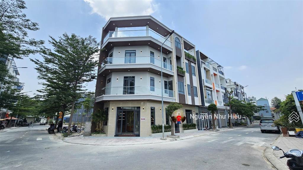 Bán nhà góc 2 mặt tiền kdc lộc phát residence gần chợ thuận giao, p. thuận giao, tp. thuận an