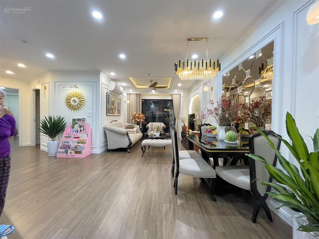 Bán nhanh căn hoa hậu 3 phòng ngủ 73.6m2 tòa ct12 kđt kim văn kim lũ
