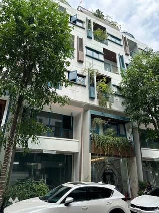Nhà phố Vạn Phúc, 6 tầng thang máy, vừa ở vừa kinh doanh