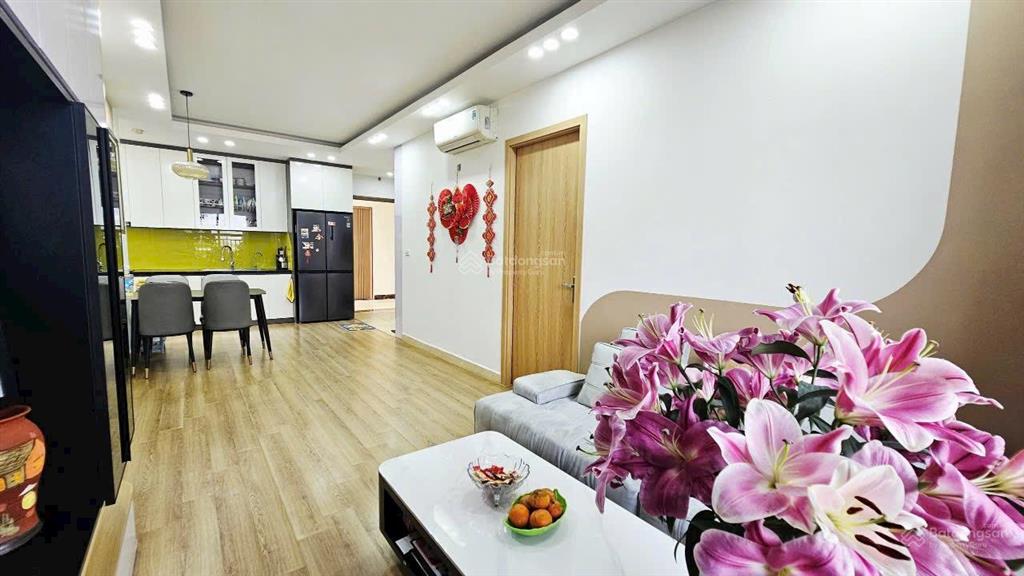 Cần bán căn chung cư ecohomes phúc lợi lô góc full nội thất bc đông nam. dt80m2, 3 ngủ,2vs.