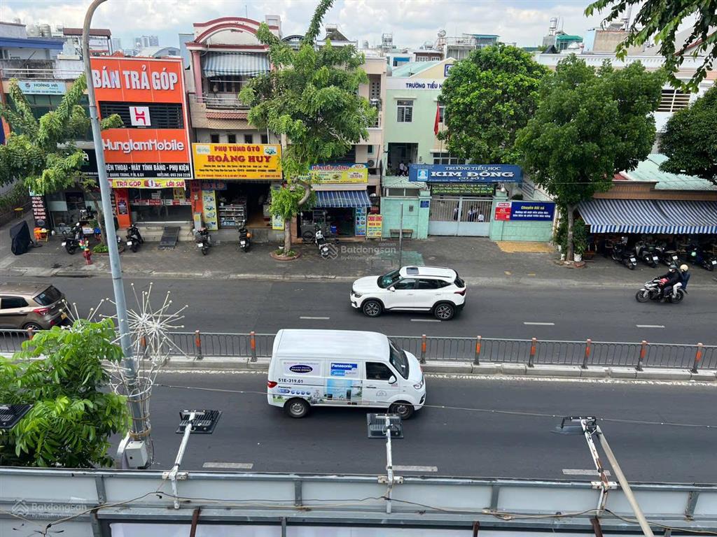 Mặt tiền quang trung, p10, dt 5.4x19m, đct 50tr chỉ 16 tỷ tl