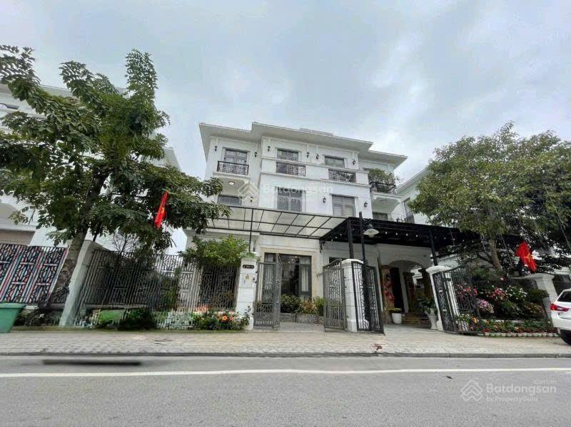Bán biệt thự hướng dương vinhomes riverside, long biên, 215m2, 4tầng, mt9m, 80 tỷ
