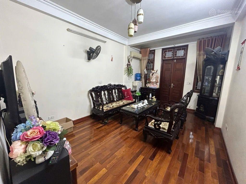 Bán nhà phan văn trường, dt 42m2, phân lô, 2 mặt tiền kinh doanh, sát phố
