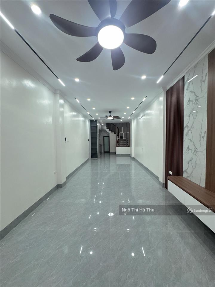 Nhỉnh 7 tỷ có nhà mới tinh phố thanh am 55m x 5 tầng.