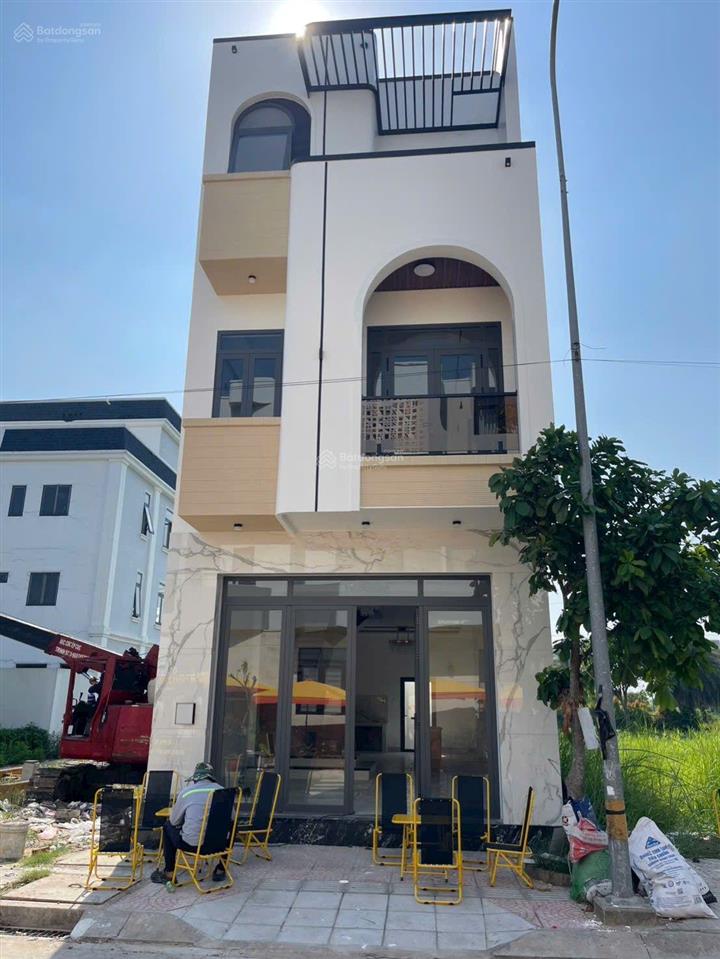 Bán nhà mới vào ở ngay khu the sol city