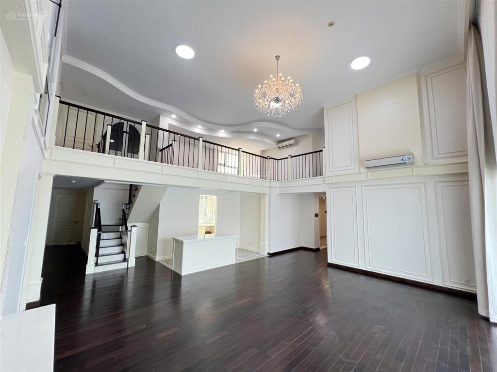 Căn duplex to bậc nhất quận 2 350m2 đối diện uỷ ban thành phố biệt thự trên không