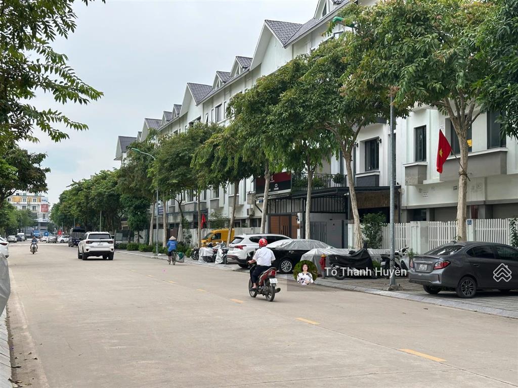 Siêu phẩm hiếm chủ ngộp bank cần bán gấp 155m2 geleximco dương nội gần vinhomes giá hơn 19 tỷ