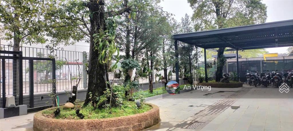 Bán nhà máy sản xuất tại kcn thạch thất quốc oai. dt 10.500m2/xưởng 5500m2