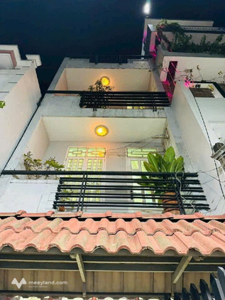Cần bán gấp nhà mặt tiền đường 160, phường Tăng Nhơn Phú A, diện tích 99m2, giá bán 7,6 tỷ