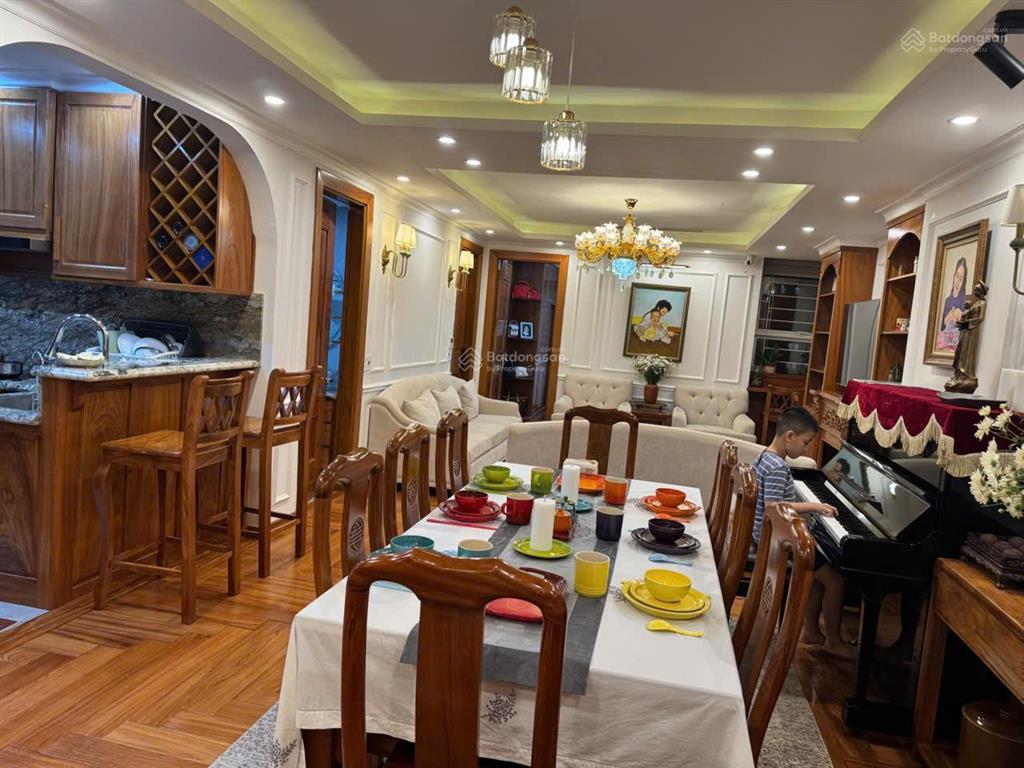 Bán căn hộ tòa e5 ciputra, hà nội dt 120m2 03pn giá 11.3 tỷ. e hường 0936 670 ***