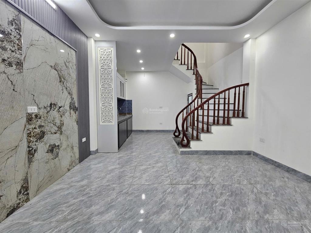 Chính chủ gửi bán nhà an thắngbiên giang, cách 1 nhà ra đường thông, ô tô vào, dt32m4t giá 3ty95