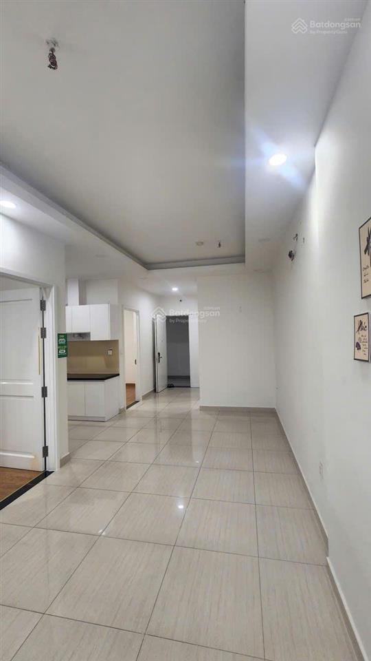 Em cần bán lại căn hộ 2 phòng ngủ 2 toilet 70m2 nhà trống giá chỉ 3 tỷ 450 triệu