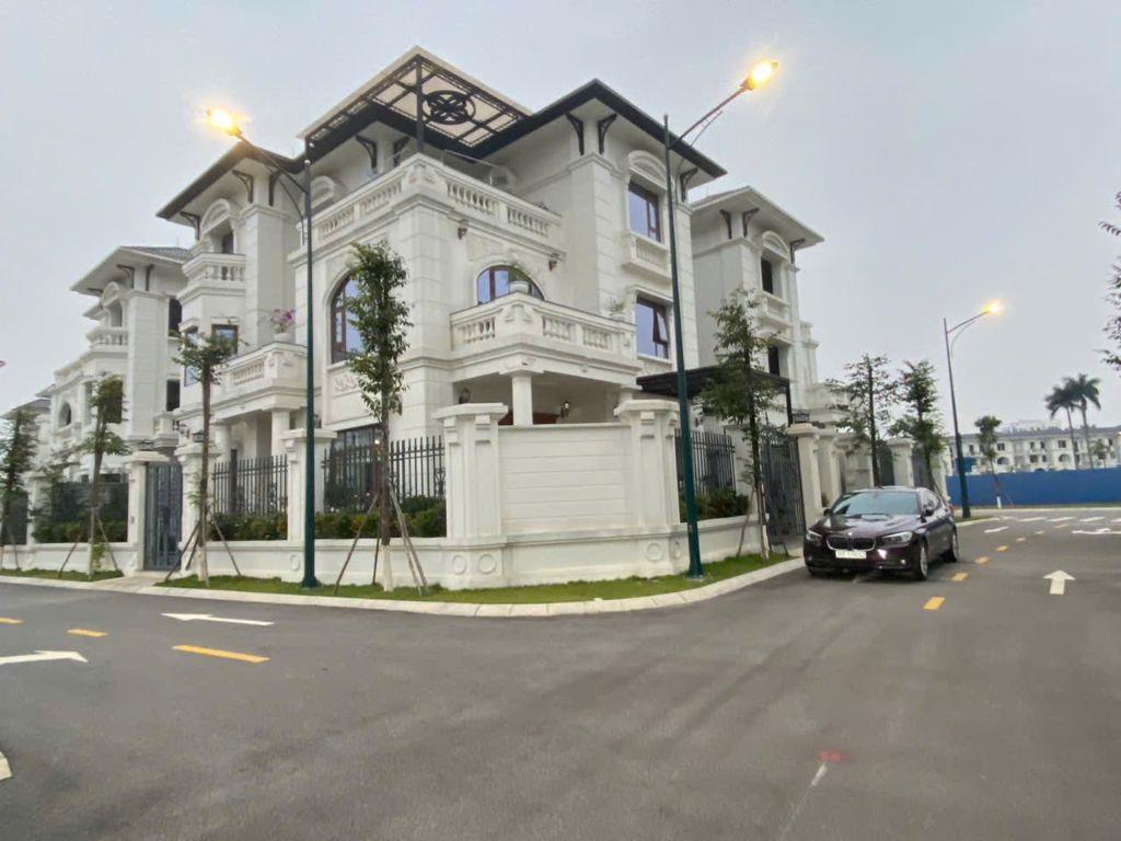 Hiếm! Bán biệt thự góc 330m2 kdt Vườn Cam, view vườn hoa cực đẹp, giá 149 tr/m2