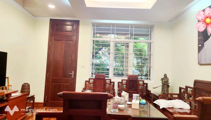 Bán liền kề làng Việt Kiều Châu Âu, hoàn thiện nội thất đẹp, xung quanh tiện ích