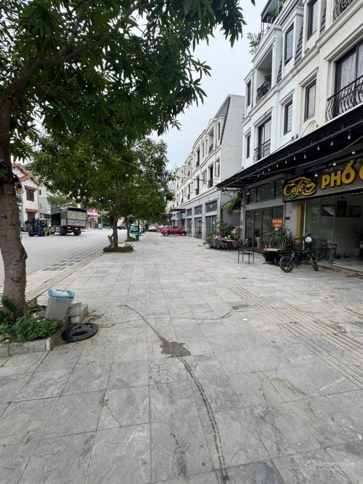 Chính chủ bán căn liền kề cạnh aeon quảng ninh vị trí siêu đẹp. giá 7,49 tỷ. 0936 920 ***