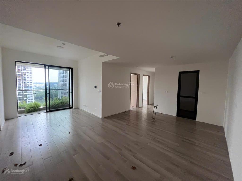 Nhắm mắt mà mua, 3pn2wc diện tích 97.5m2 bán 6.05 tỷ bao hết chi phí tầng trung view thoáng