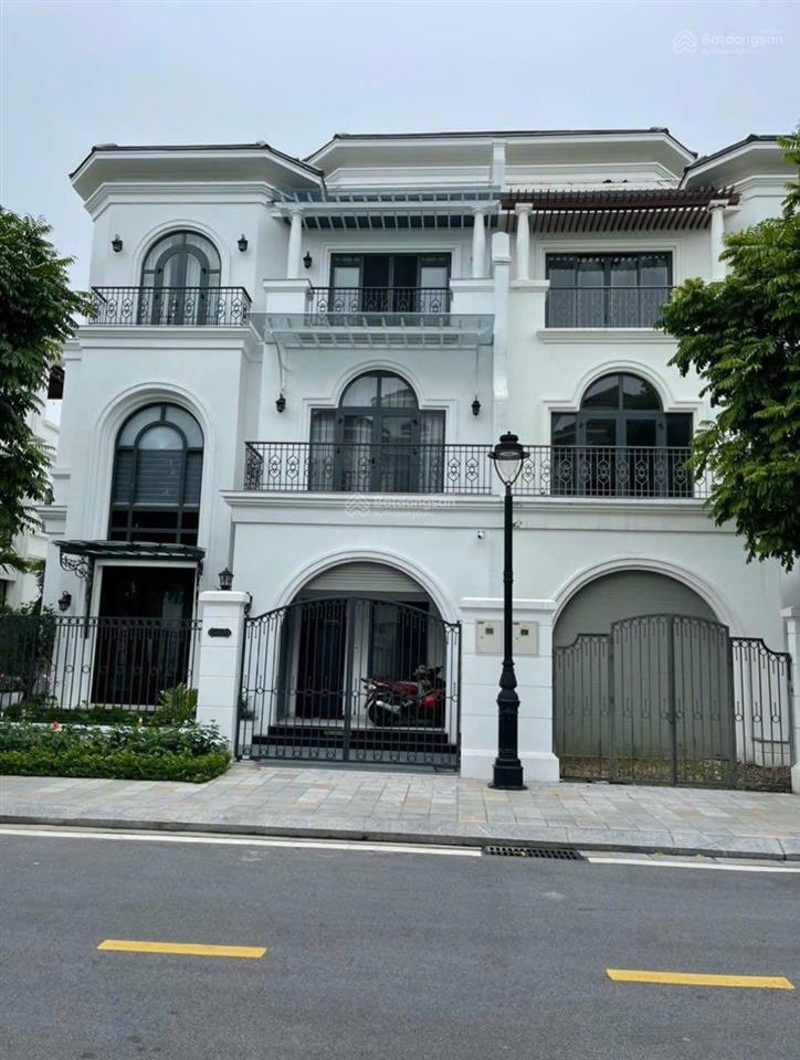 Cực hiếm biệt thự sl ngón tay vinhomes marina, 226m2, thô, view hồ, công viên, giá 2x tỷ