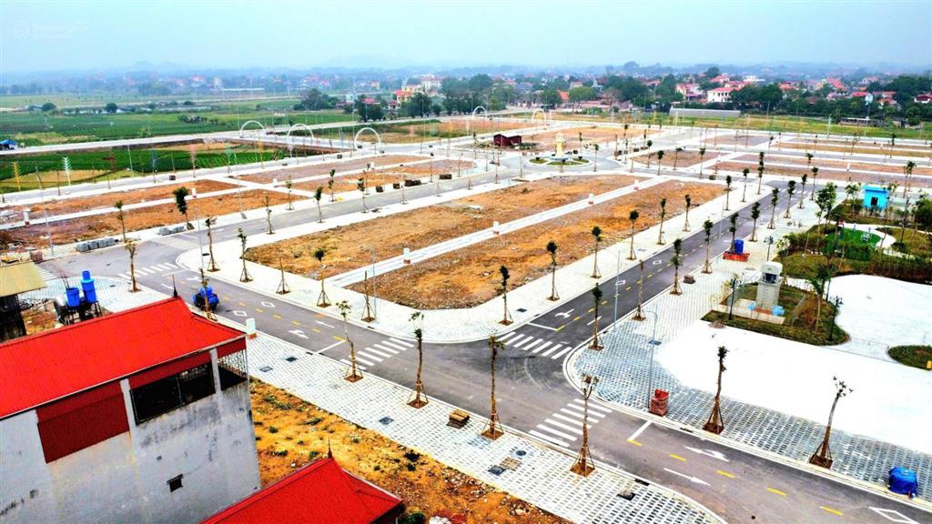 Bán đất tại chợ sàn và xã lan mẫu, lục nam, bắc giang cạnh kcn, giá đầu tư 2,7 tỷ, 100m2, mt 5m