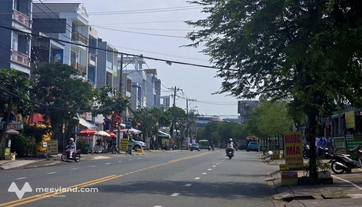 Bán gấp đất thổ cư mặt đường Man Thiện, diện tích 200m2, giá bán 11,9 tỷ