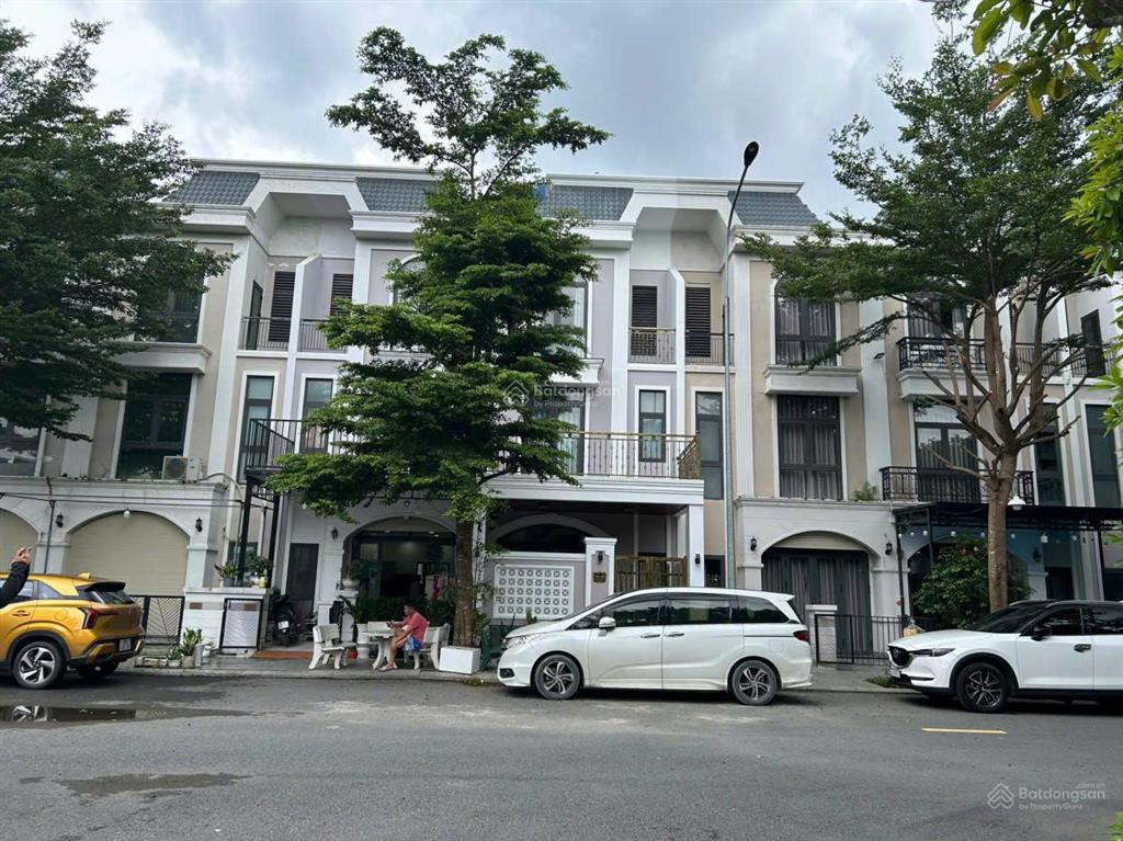 Bán nhà phố long phú residence, 2,7 tỷ, 88m2, 4pn, 4wc, giá siêu hời. 0941 030 ***