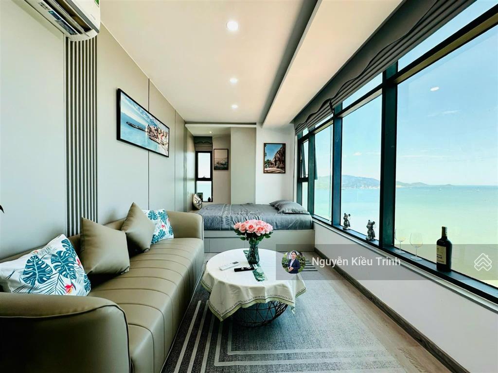 Đặc biệt căn góc view biển đẹp xuất sắc, 45m2, nội thất đẹp, cho thuê 20tr/th