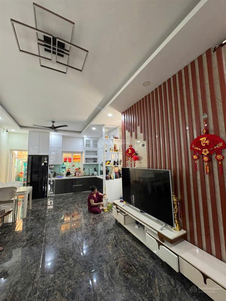 Nhà phố park riverside căn nhà góc có đường luồn cây xanh 75m2 12 tỷ 200 triệu