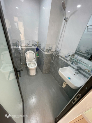 Cho thuê chung cư mini ngõ 36 Lê Thanh Nghị, Hai Bà Trưng 25m2 studio thang máy ban công trống 10 phòng
