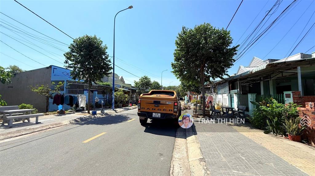 Rẻ trong khu tái định cư còn lô này thôi ạ tái định cư phước hải mặt tiền lâm văn võ 5x20m