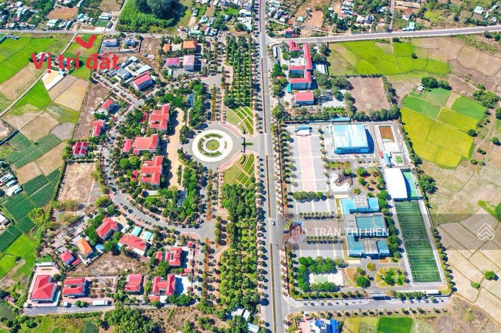 Mặt tiền nguyễn công hoan ngay sau ủy ban xã đất đỏ tp hcm dt 1793m2 ngang 28,7m x 55m