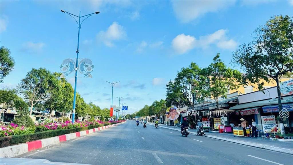 Mặt tiền kinh doanh tỉnh lộ 44a võ thị sáu đi thẳng về biển phước hải 5 ph dt 121m2 6x21.7m