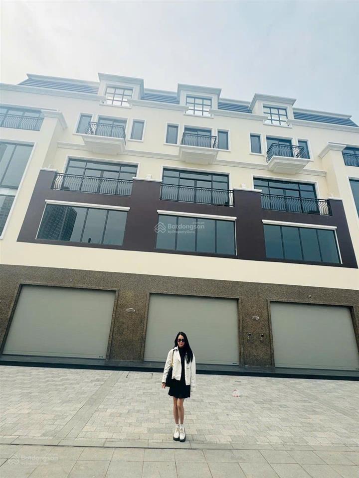 Chính chủ bán shophouse giá tham khảo tốt trong khu vực 73.8m² x 5 tầng 20.5 tỷ (bao phí sang tên) mua là thắng