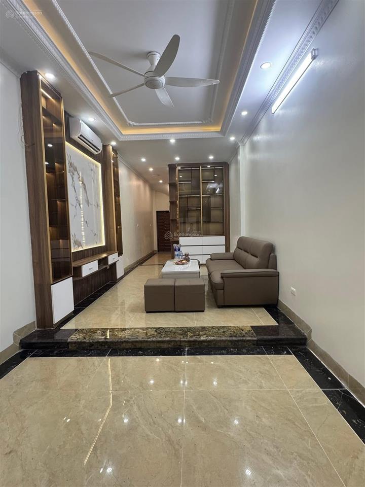 Bán nhà 6 tầng ngõ 622 minh khai, phường vĩnh tuy, hà nội. full nội thất xịn có thang máy.