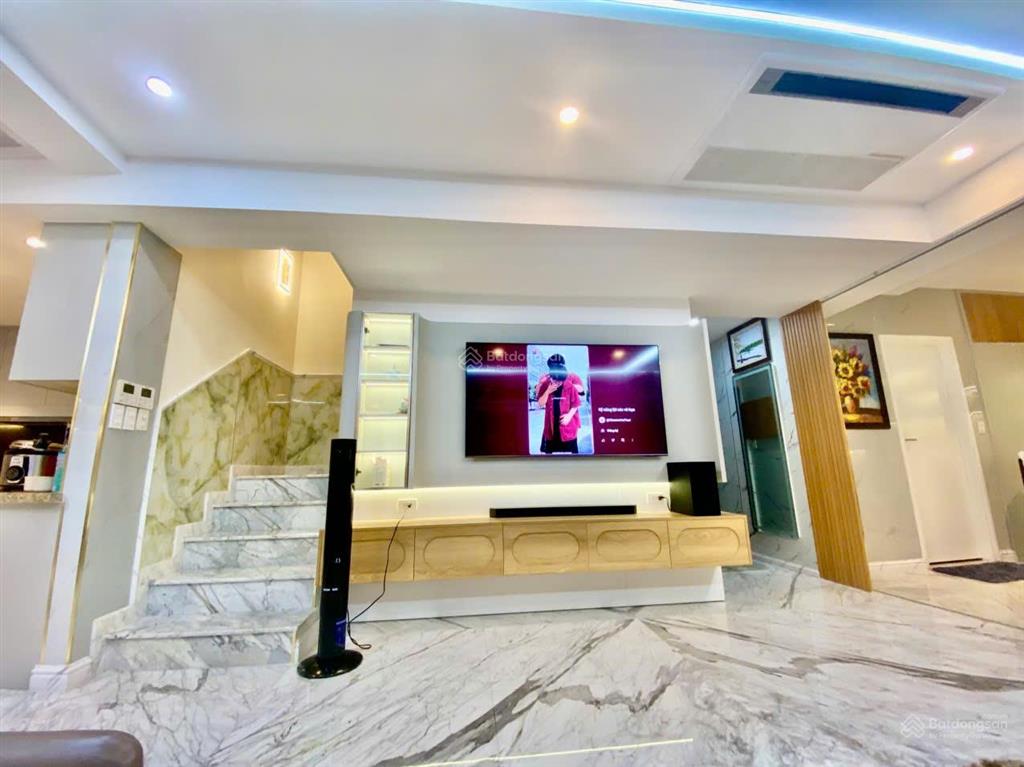Bán gấp chỉ căn hộ duplex penhouse cảnh viên 4pn, 2 tầng, tặng nội thất italia cao cấp