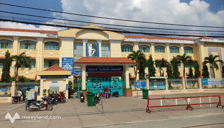 Bán lô đất 10,138m2 - Bà Điểm - Hóc Môn - làm kho xưởng - gọi cho em xem đất