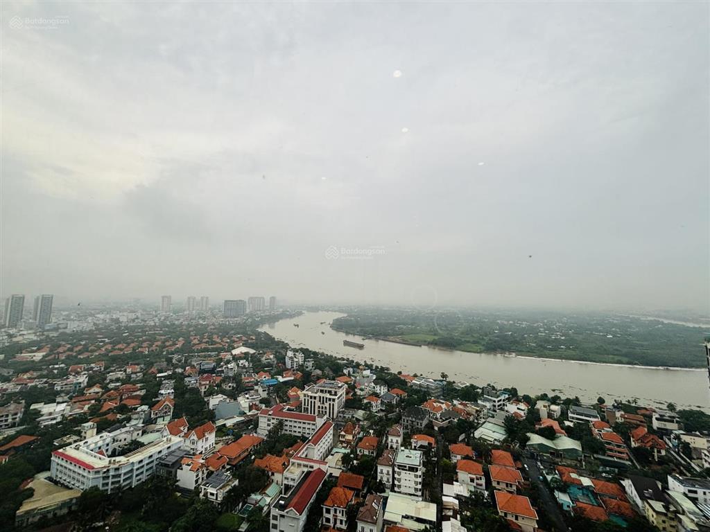 Bán 2pn view sông siêu đẹp, làm việc chính chủ, thương lượng mạnh, hỗ trợ vay 75%. em quỳnh