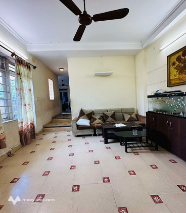 Bán nhà đường Trương Công Định, Phường 14, Tân Bình, 100m2, 3 tầng, giá rẻ